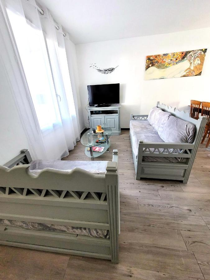 Villa Avec Piscine A Бордо Экстерьер фото
